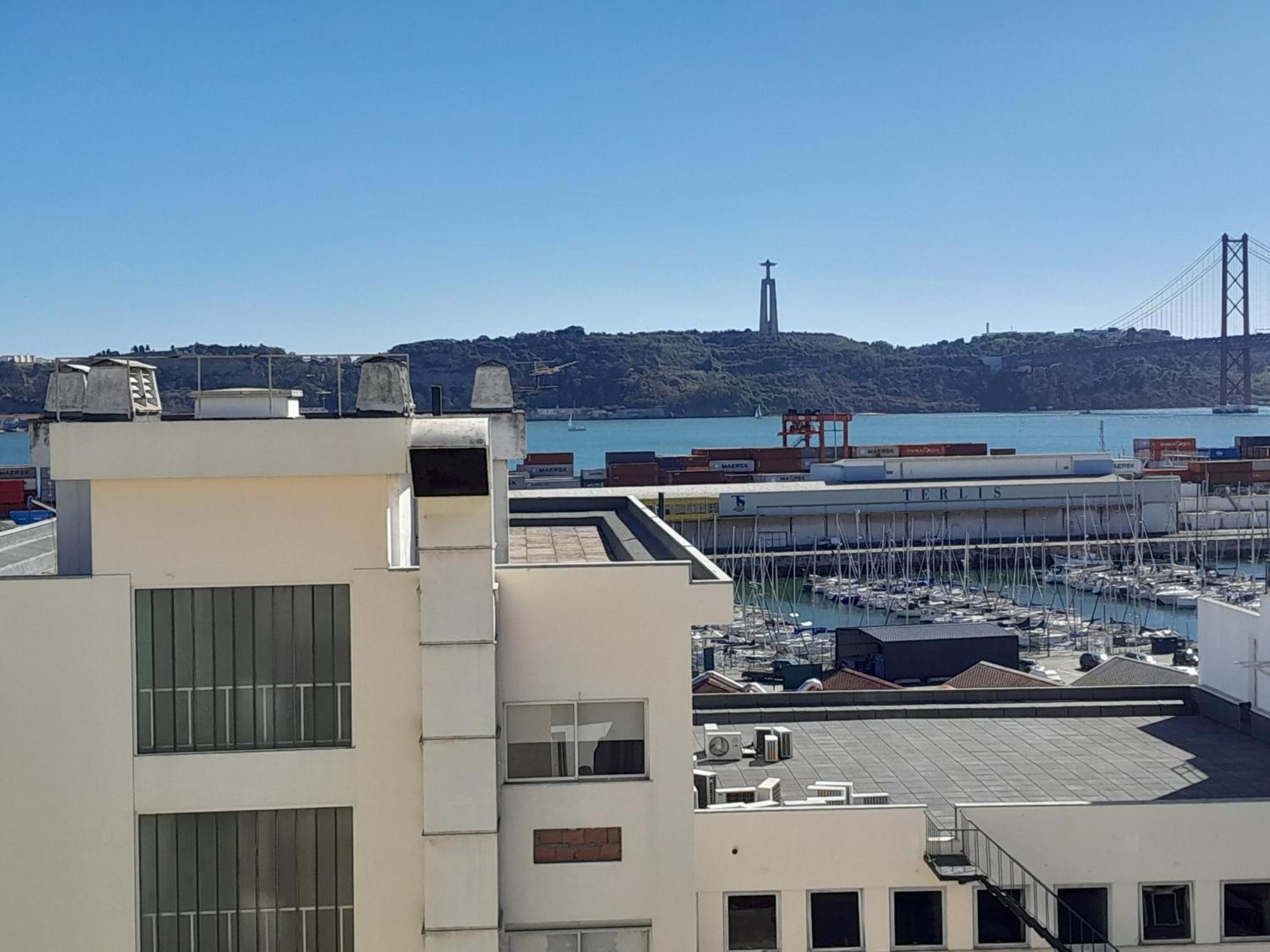 Apartamento Sobre O Rio Lisboa Kültér fotó